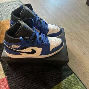 Men’s blue and white Jordan 1’s